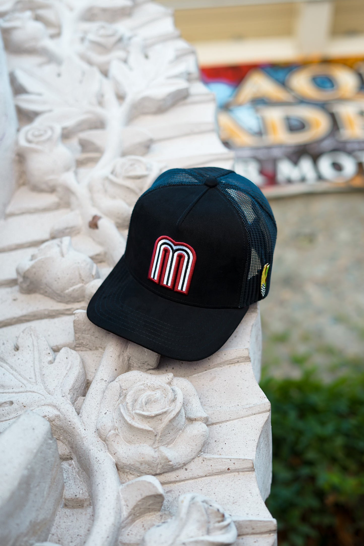 Black/red Mexico trucker hat